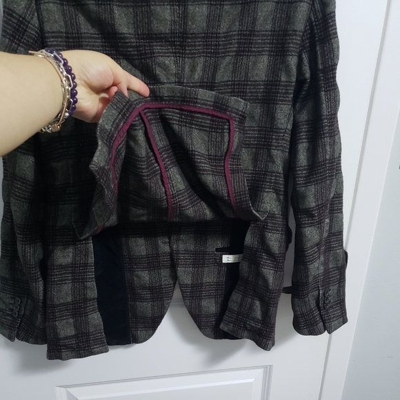 TAGLIATORE Plaid Blazer Jacket - Picture 6 of 15